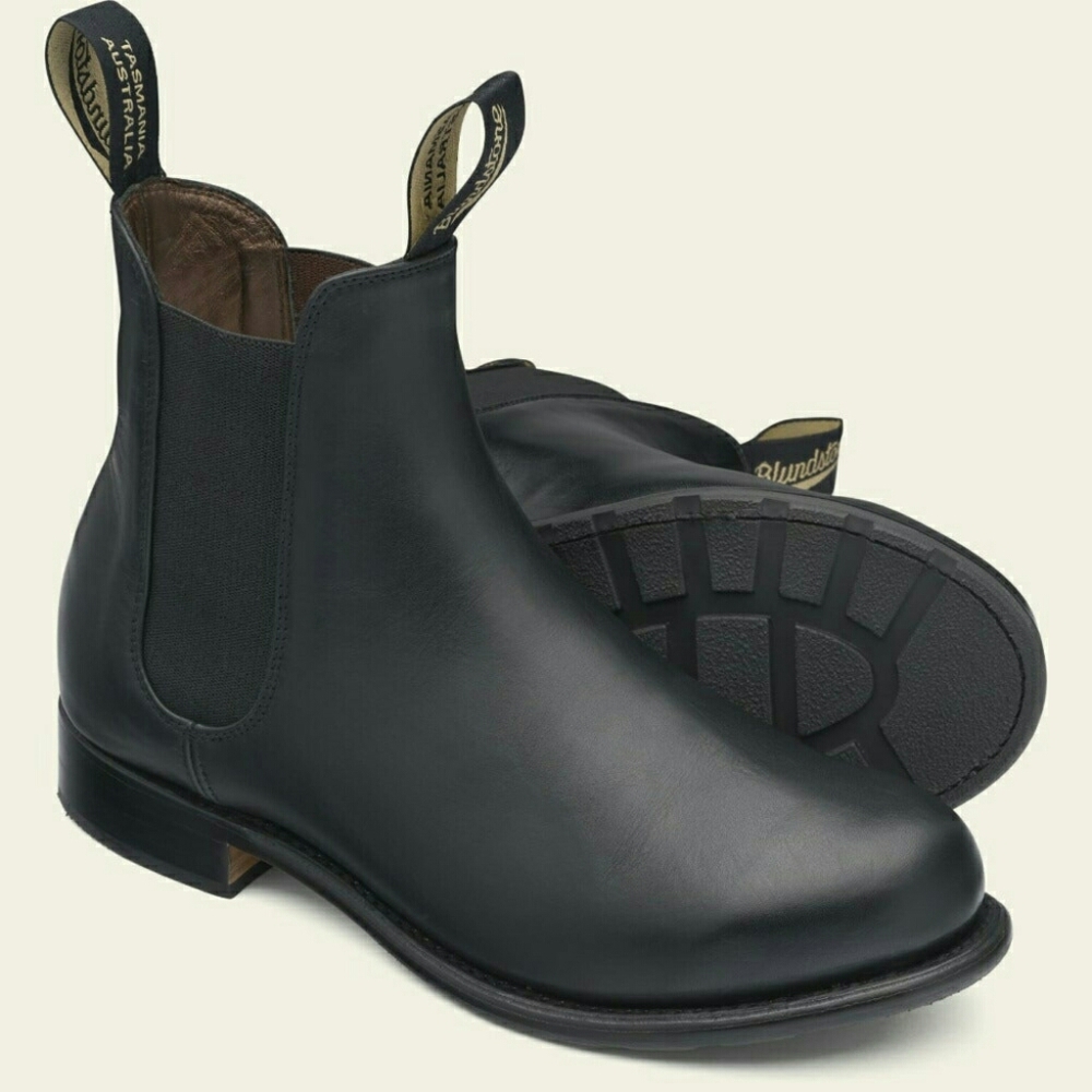 NWT Blundstone Heritage Boots #153